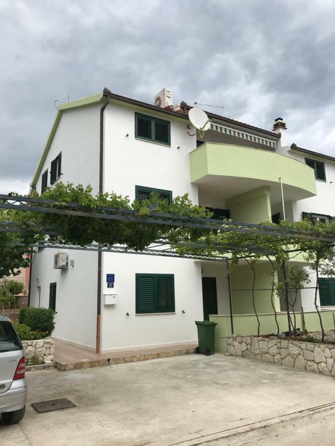 Apartments Milka Trogir Ngoại thất bức ảnh