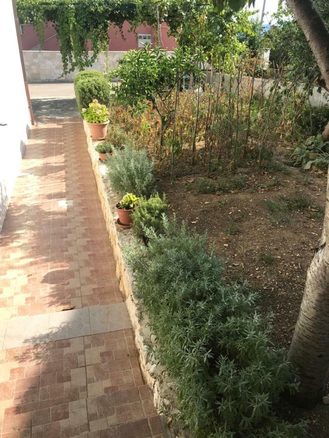 Apartments Milka Trogir Ngoại thất bức ảnh