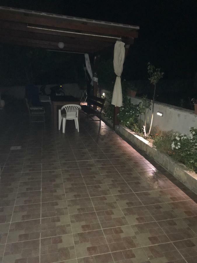 Apartments Milka Trogir Ngoại thất bức ảnh